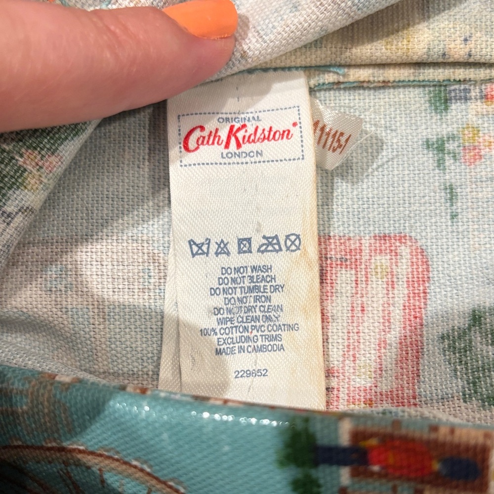 Cath Kidston Teal London Landmark Print Tote - Picture 9 of 9